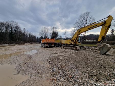 Sanacijska obnova vodotokov in hudournikov po poplavah v Stranjah (2)